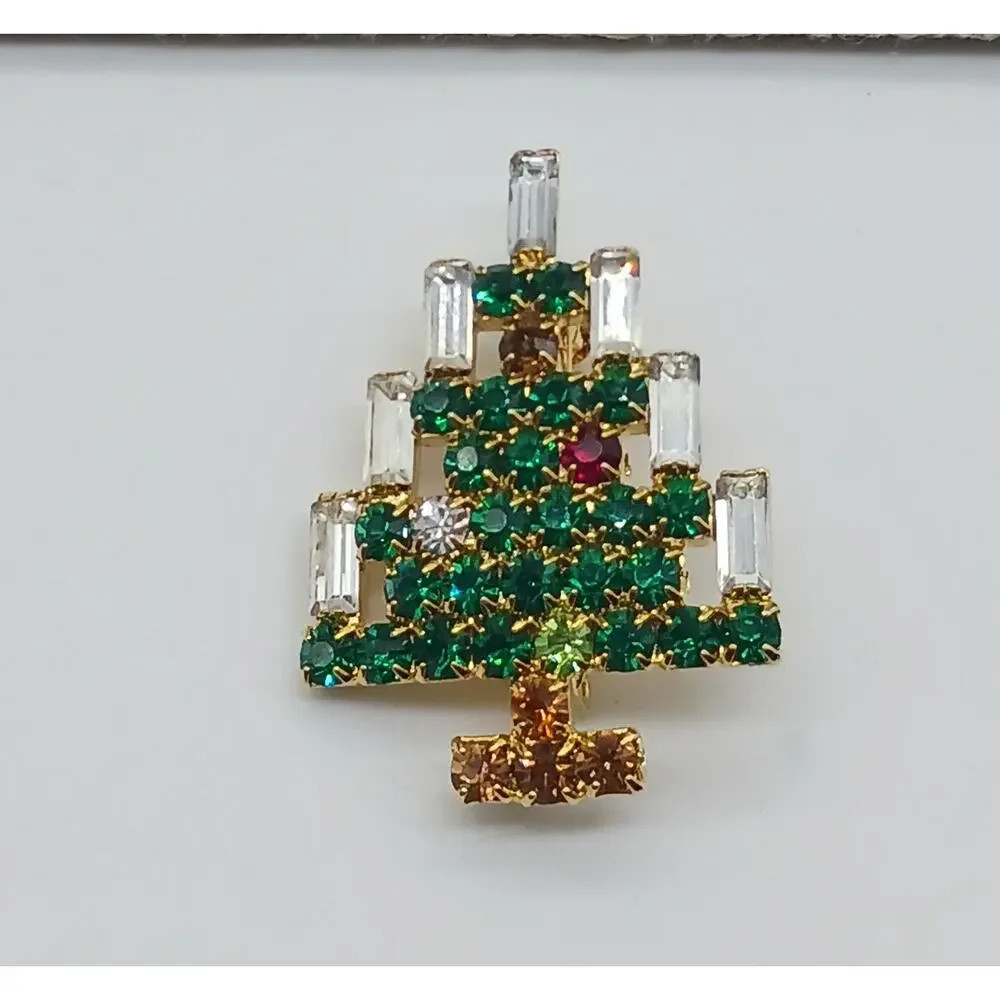 Gorgeous Unsigned Prong Set Rhinestone Christmas Tree Brooch Candle Gold Tone